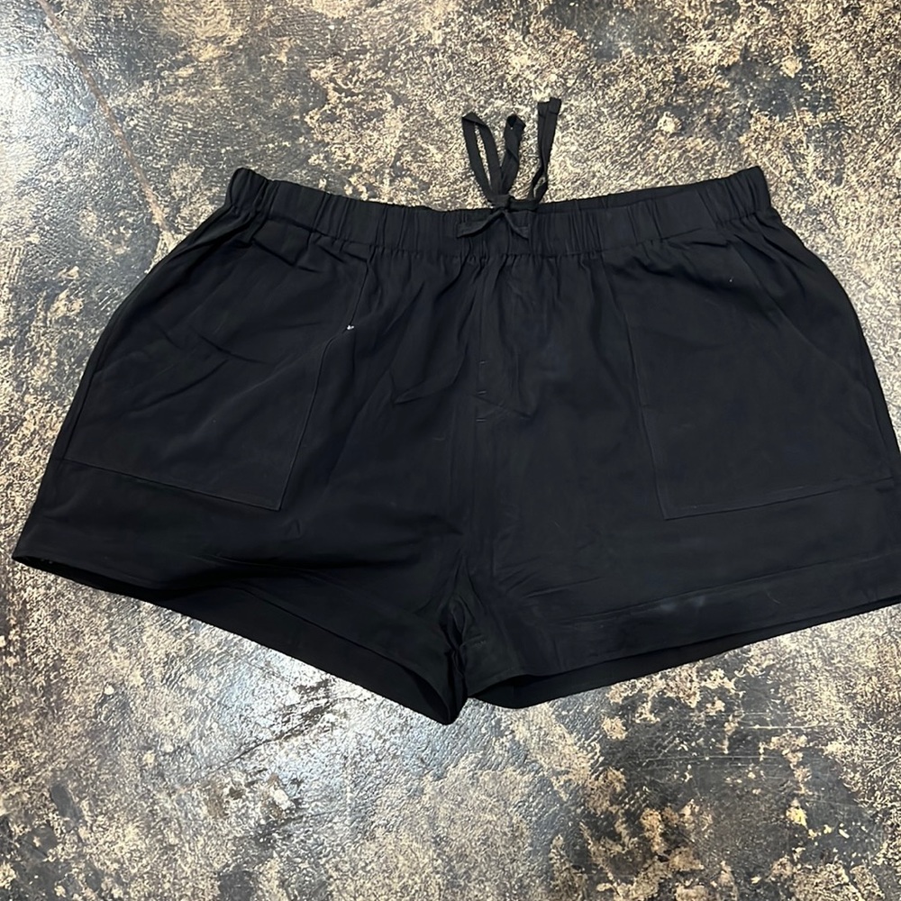 Drawstring shorts